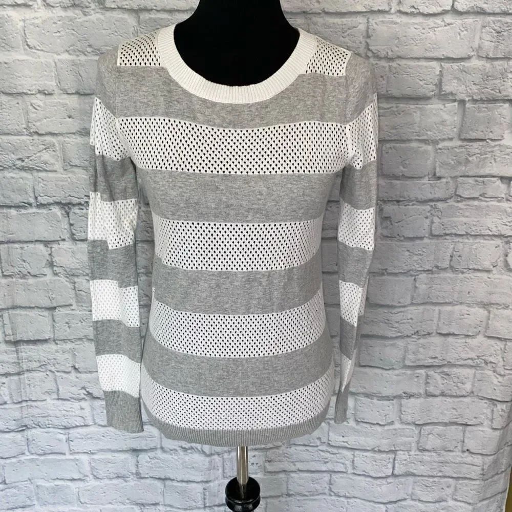 Express open knit Crewneck Longsleeve lightweight stripe sweater white grey sz S